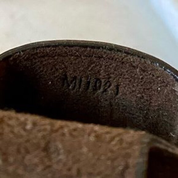 Louis Vuitton Key Ring - Picture 5 of 5